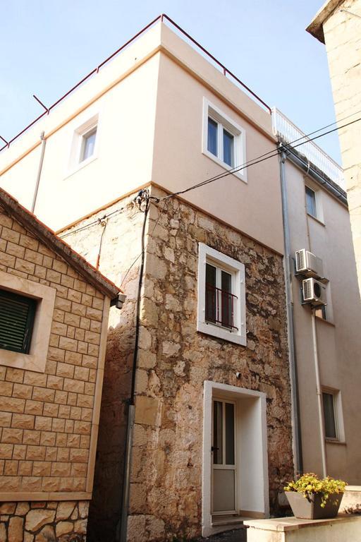 Apartment Old Town Макарска Экстерьер фото