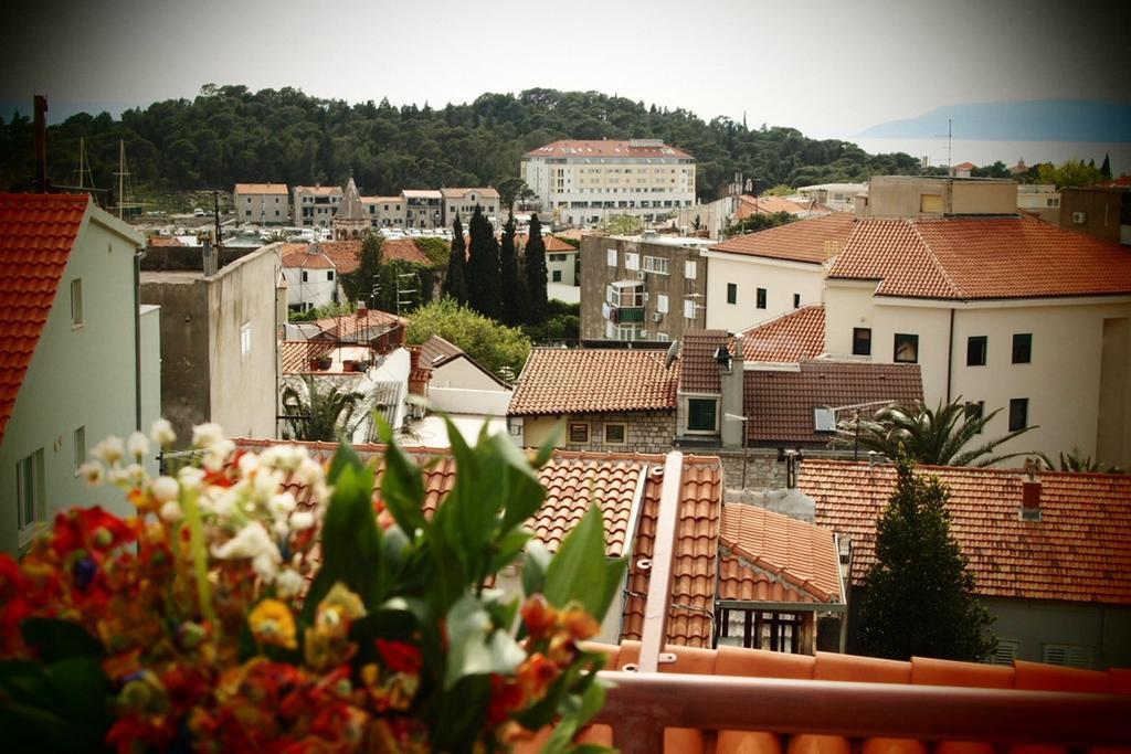 Apartment Old Town Макарска Номер фото